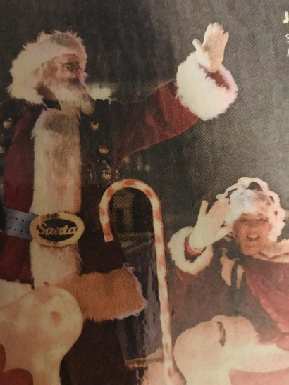 Dave and Mary Ann dressed as Santa and Mrs. Claus